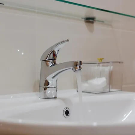 The Right Choice 8 Апартамент *