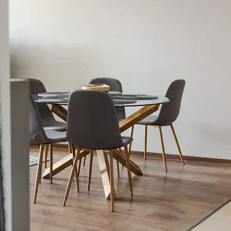 The Right Choice 8 Sofia