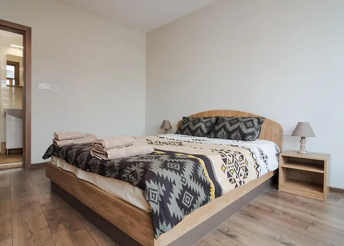 The Right Choice 8 Sofia